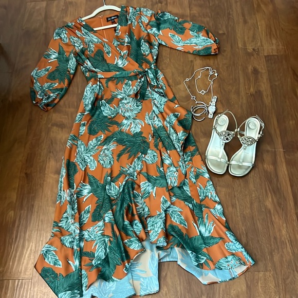 Sam Edelman Dresses & Skirts - Sam Edelman Wrap Dress Palm Leaf Print NWT Cocktail Dress